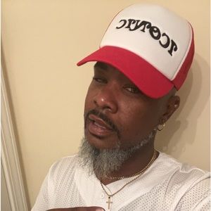 Meet your Posher, Seth